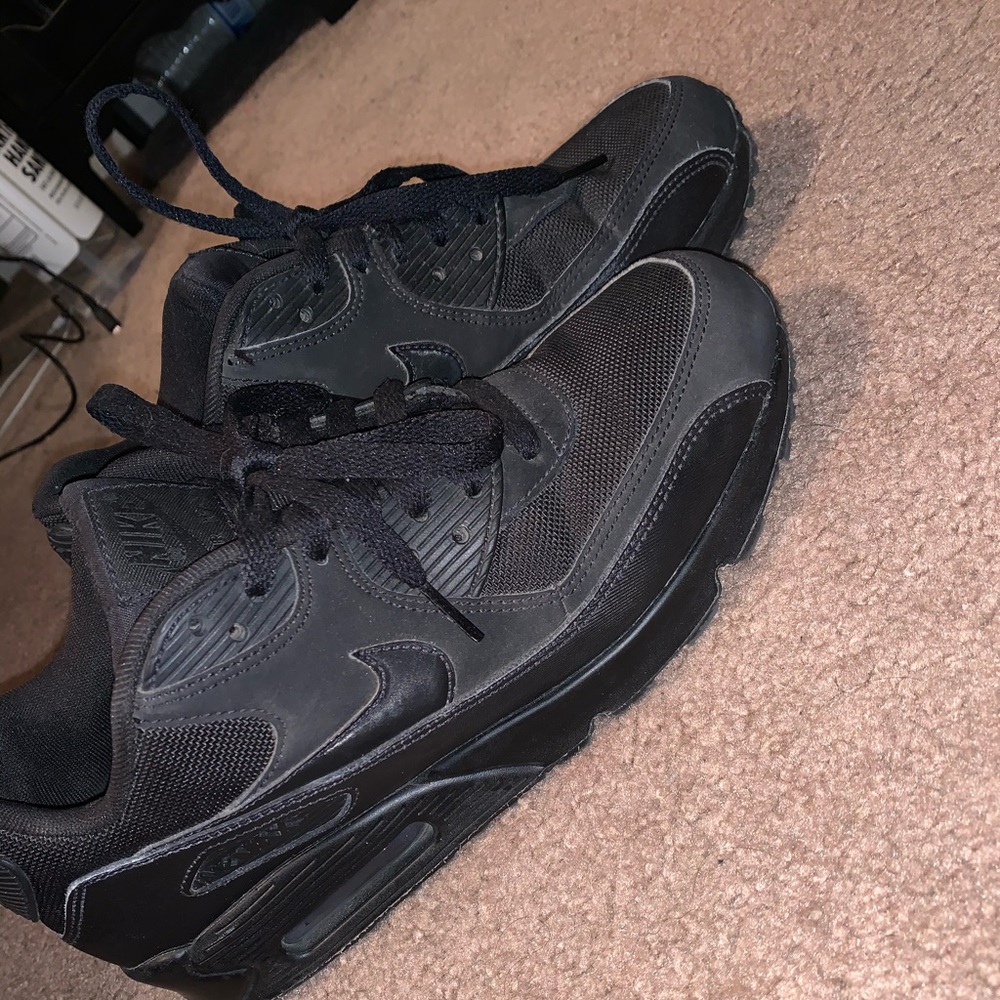 Black Nike Airmax